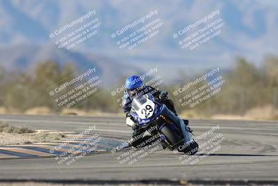 media/Dec-07-2025-CVMA (Sun) [[3e7d2de5dc]]/Race 12- Formula 40 MW and LW/